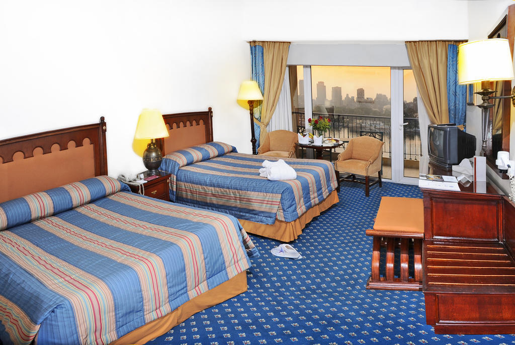 القاهرة Shepheard Hotel الغرفة الصورة