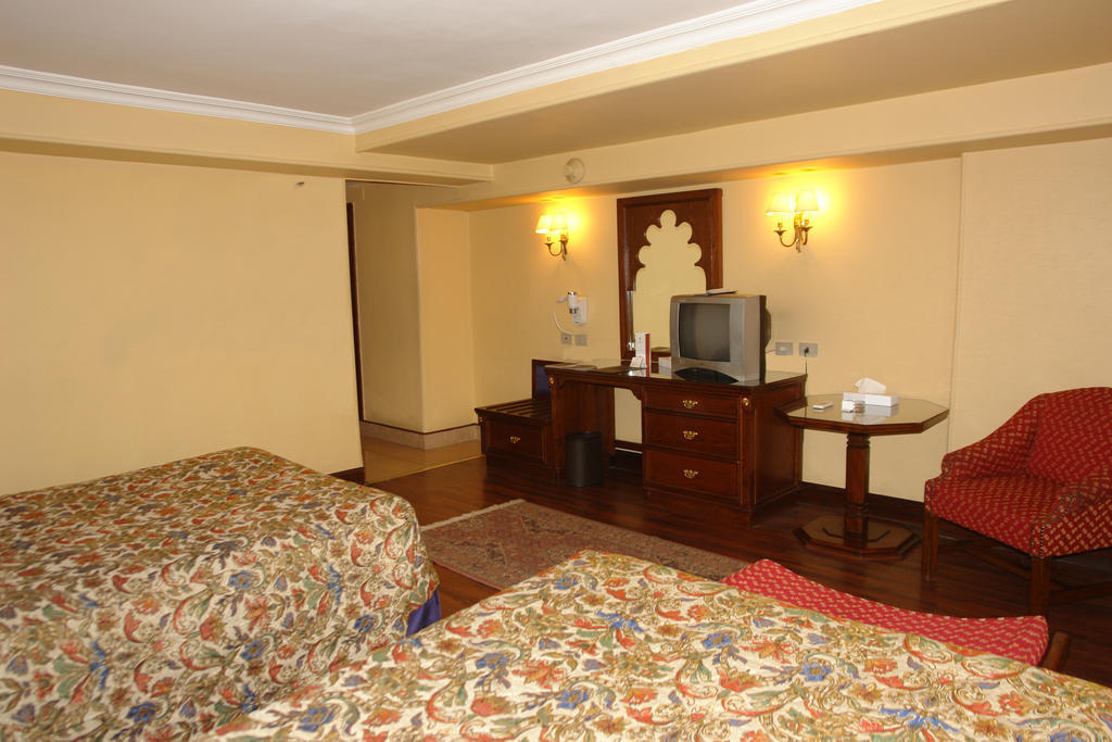 القاهرة Shepheard Hotel الغرفة الصورة